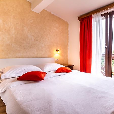 B&B Tonivale Skrbcici ภายนอก รูปภาพ