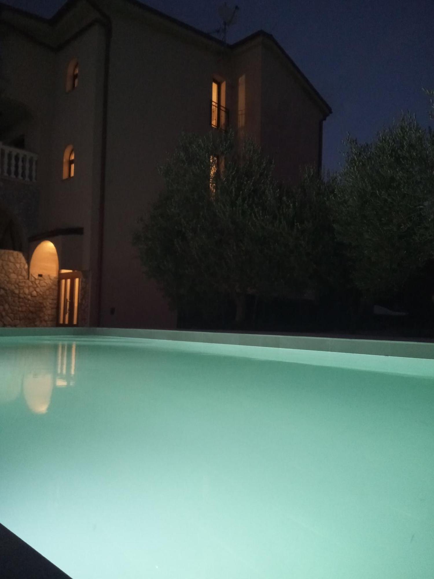 B&B Tonivale Skrbcici ภายนอก รูปภาพ